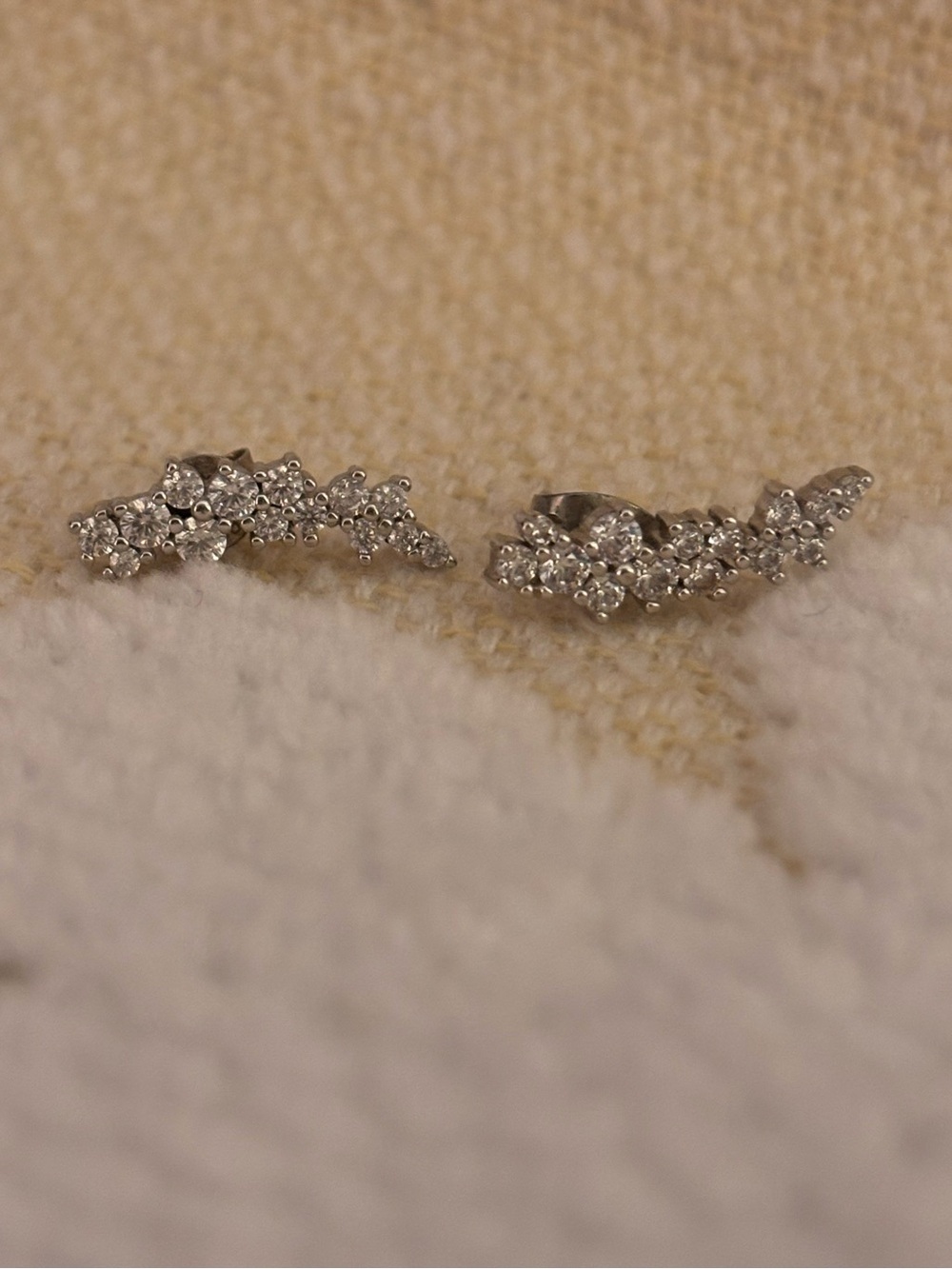 NWOT Silver Crystal Cluster Ear Climber Earrings